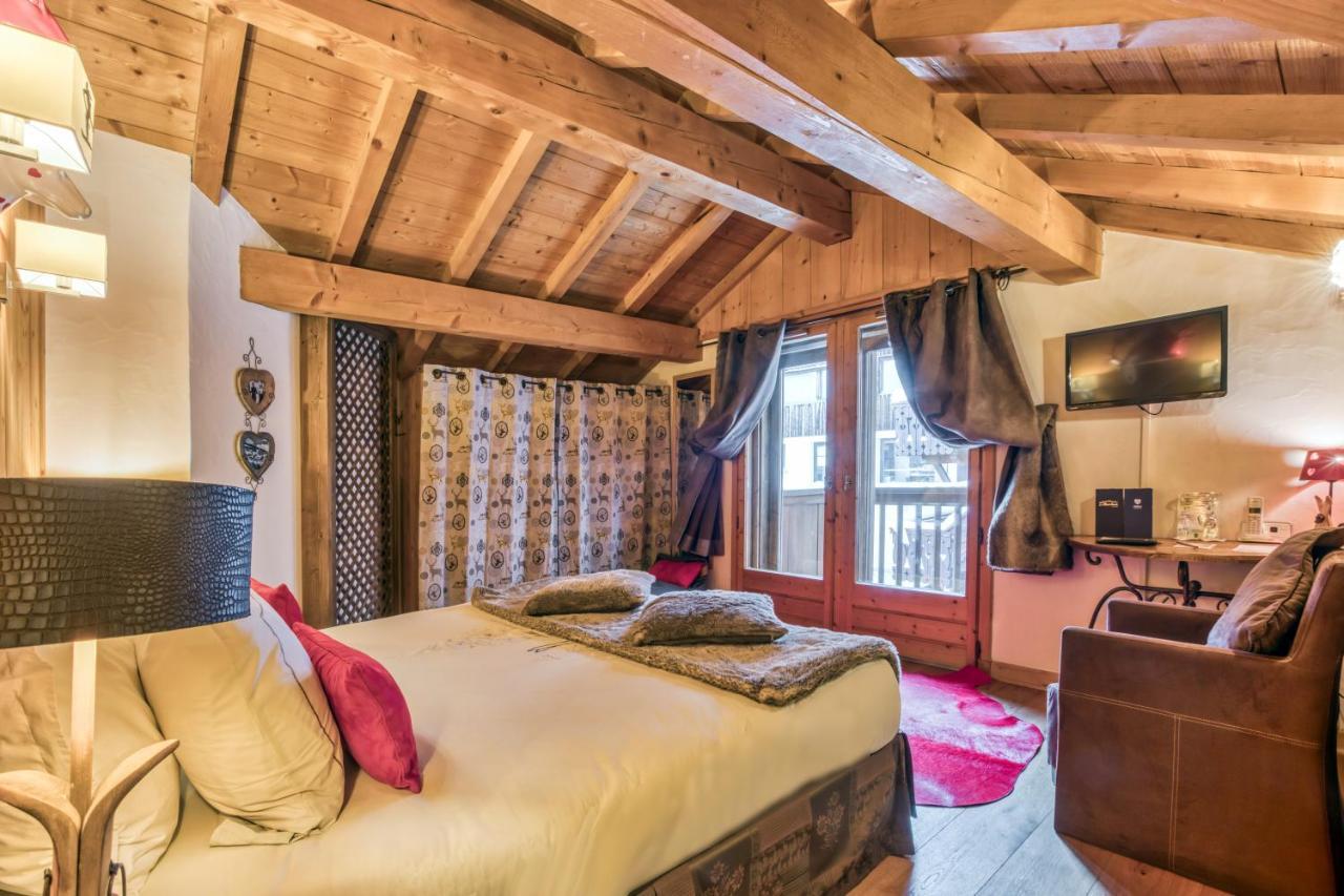 Les Monts Charvin Hotel Courchevel Exterior photo